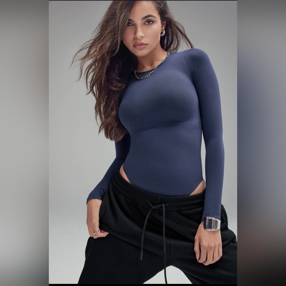 Fabletics Yitty Nearly Naked Shaping Bodysuit in Wild Nights in M/L
